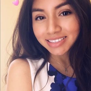 Meet your Posher, Daniela